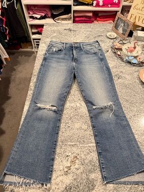 MOTHER- insider crop step fray